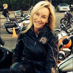 Meet your Posher, Tina